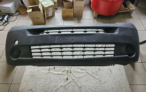 Renault Master II Front bumper 8200394563