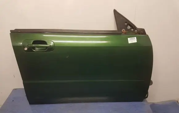 Subaru Impreza II Front door 07V