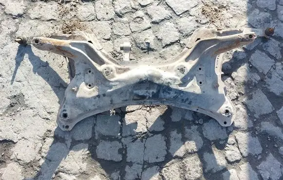 Fiat Panda II Front axle beam 