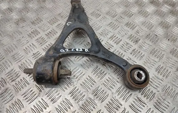 Volvo XC90 Front lower control arm/wishbone