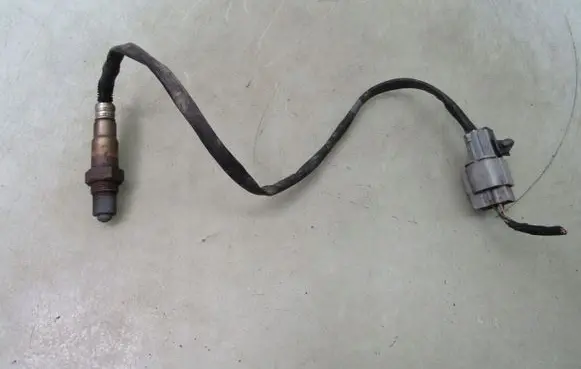 KIA Sportage Lambda probe sensor 392102B355