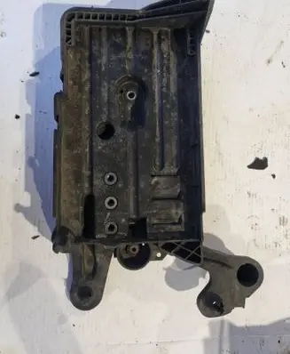 Skoda Octavia Mk3 (5E) Battery tray 5Q0915321H 5Q0915331J
