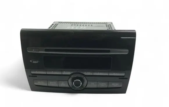 Radio/CD/DVD/GPS head unit