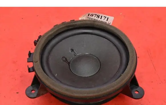 Volvo S60 Subwoofer speaker 30657445