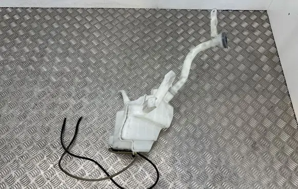Nissan Leaf II (ZE1) Windshield washer fluid reservoir/tank EW17002