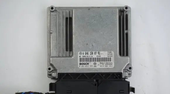 Mercedes-Benz Vito Viano W639 Engine control unit/module A6461500791 0281012355