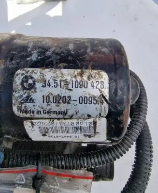 BMW 5 E39 ABS Pump 34511090428