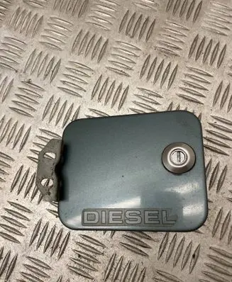 Mitsubishi Pajero Fuel tank cap