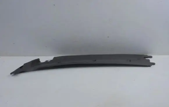 Renault Master II Wiper trim 8200121690