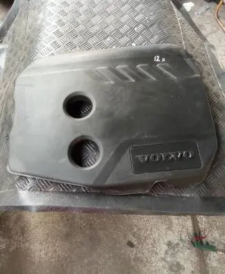 Volvo V40 Engine cover (trim) AV6Q6N041B AV6Q6N041C
