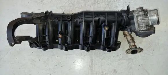 Hyundai i40 Intake manifold 351002A900