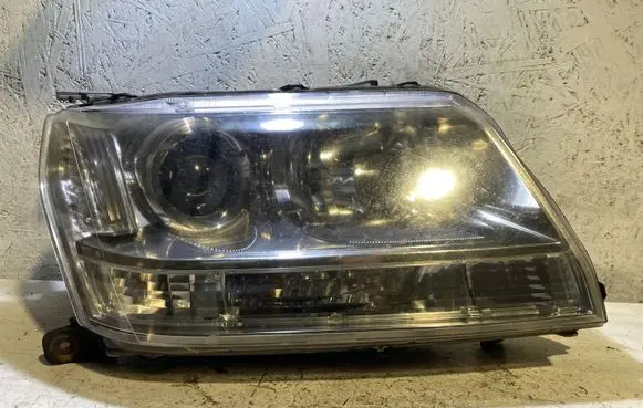 Suzuki Grand Vitara II Front fog light 06161610