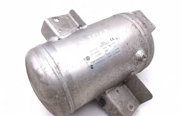 Bentley Flying Spur Air suspension tank/reservoir 3D0616201