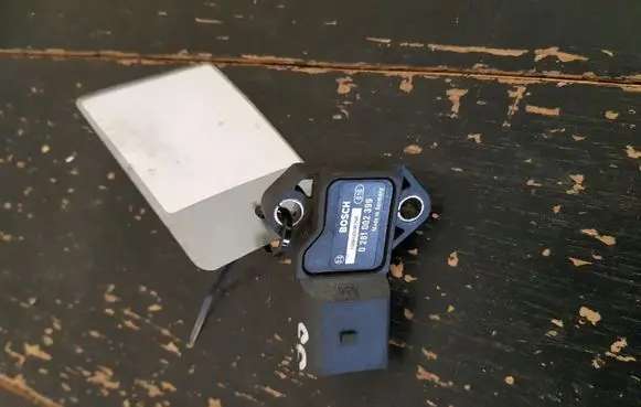 Audi A3 S3 8L Air pressure sensor 0281002399