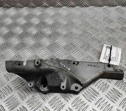 Mercedes-Benz GL X166 Engine mounting bracket A2782236704