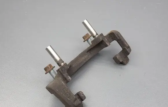 Ford Fiesta Front Brake Caliper Pad/Carrier 11872B134 118728134