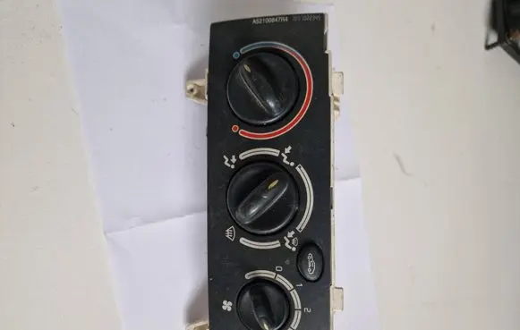 Renault Megane II Climate control unit 655738n
