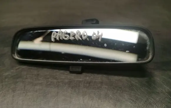 Mitsubishi Pajero Rear view mirror (interior)