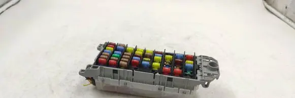 Opel Meriva A Fuse box set 93363136