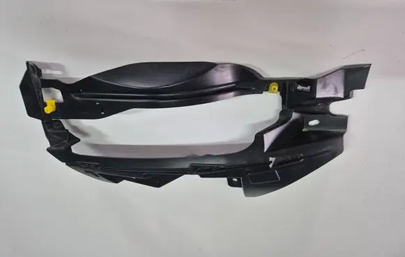 Land Rover Discovery 5 Front bumper mounting bracket LK7215T223A