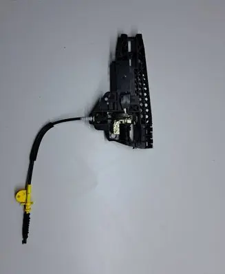 Rear door exterior handle/bracket