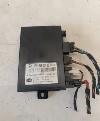 Mercedes-Benz A W169 Air suspension control unit module (rear) 1695452032 5DS00876900