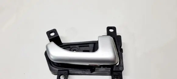 KIA Sportage Front door interior handle 826203U000