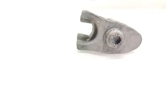 Audi A6 S6 C7 4G Fuel Injector clamp holder 059216J
