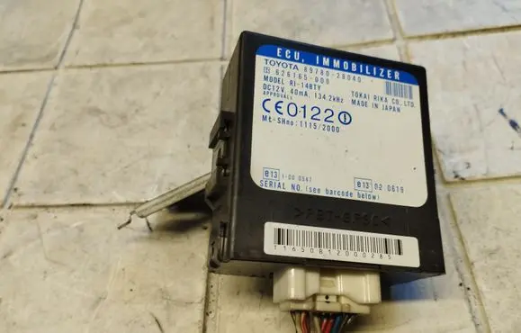 Toyota Previa (XR30, XR40) II Immobilizer control unit/module 8978028040 626165000
