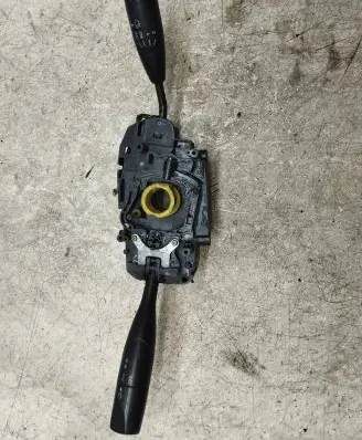 Mazda 323 Wiper turn signal indicator stalk/switch