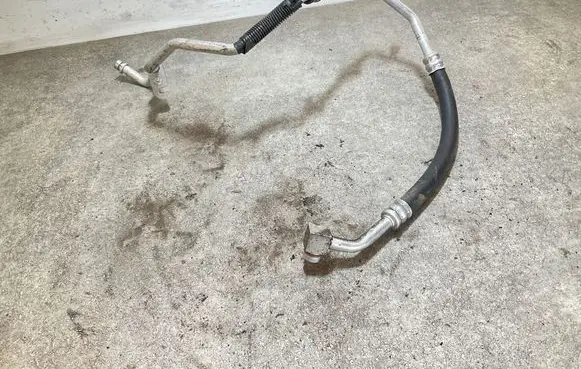 Nissan Leaf II (ZE1) Air conditioning (A/C) pipe/hose 924805SH0A
