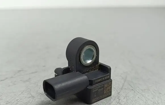 Jeep Grand Cherokee WL Airbag deployment crash/impact sensor 68270840AA