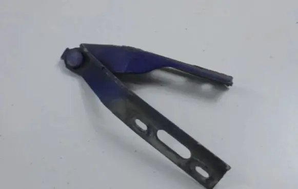 Seat Ibiza II (6k) Engine bonnet/hood hinges 6K0823302