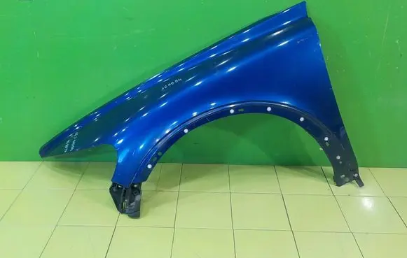 Volvo C30 Fender PRZOD LEWY