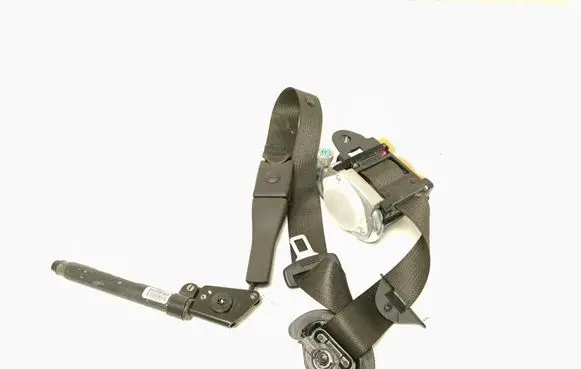 Chevrolet Trax Front seatbelt 98093401