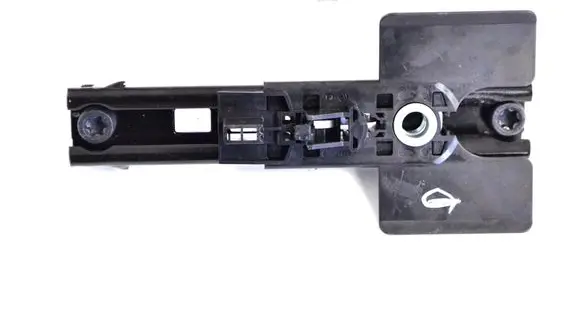 Ford Focus Seat belt height adjuster AM51611C46AC