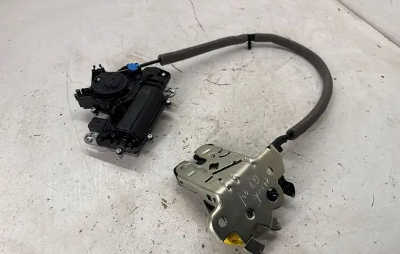 Audi Q3 F3 Tailgate/trunk/boot lock/catch/latch 5TA827887C 81A827506