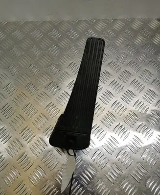 Volvo XC60 Accelerator throttle pedal 32269124