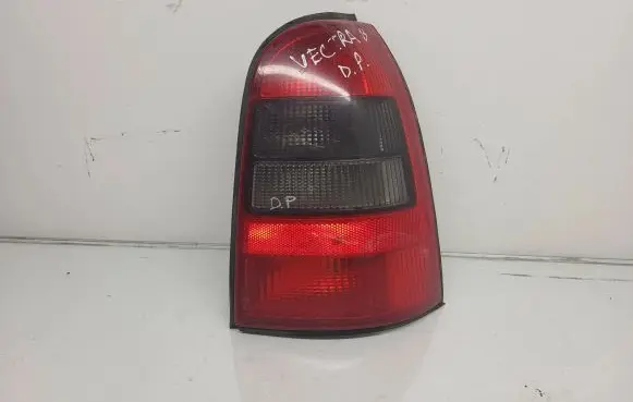 Opel Vectra B Tailgate rear/tail lights 09153155