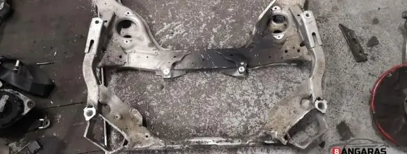 BMW 3 E90 E91 Front subframe 460741992