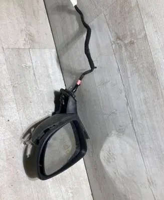 Nissan Micra K14 Front door electric wing mirror 22275002