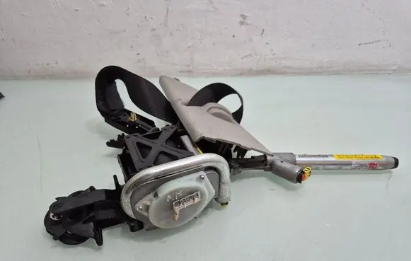 Opel Insignia A Front seatbelt 5056C822NB