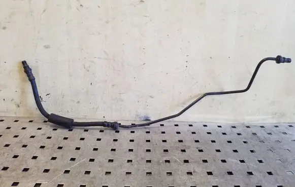 Volkswagen Tiguan Clutch pipe/line 5N2721465D