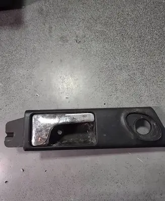 Audi A6 S6 C4 4A Rear door interior handle 4A0839020