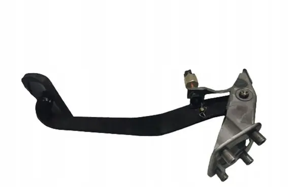 KIA Sorento Brake pedal