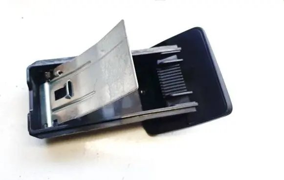 Car ashtray