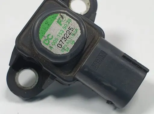 Mercedes-Benz ML W164 Air pressure sensor A0051535028