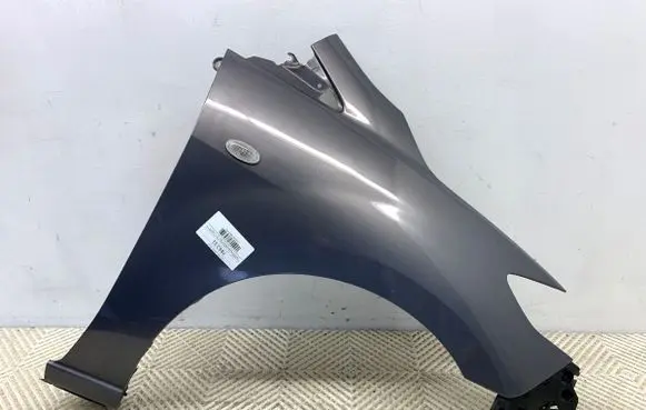 Mazda 5 Fender