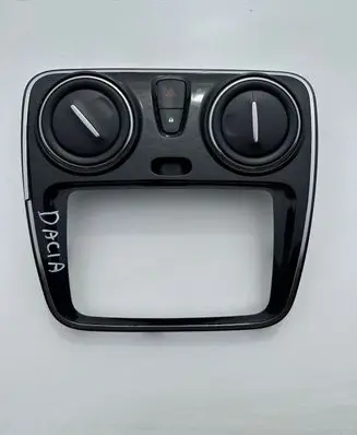 Dacia Lodgy Dashboard trim 682607382R 692604620R 682602913R