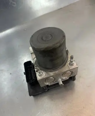 Audi A6 S6 C6 4F ABS Pump 4F0614517BA 4F0910517AL